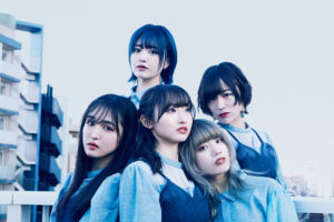 【スウィーニー】新曲「ごく平凡な青は、」を9/9(水)リリース!MVも公開!