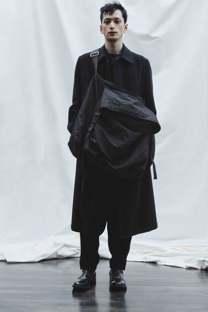 discord Yohji Yamamoto(ディスコード ヨウジヤマモト) - ショルダーバッグ