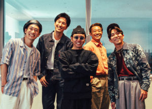 【s**t kingz&PES:インタビュー】待望の新曲『えがお! feat. PES』は、PESとの化学反応から生まれた「“え”が“お”」溢れるハッピーソング。ただの“ダンス好き変人”ではない、観た人すべてに“『笑顔』を届ける変人”だった!