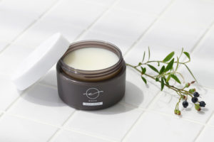 【ennic】天然100％のスタイリングバーム「エニック バーム セラム FH」が9/25発売。“サロン品質×エシカル”な美容室コスメブランド「ennic」から新登場！