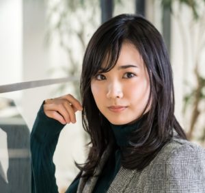 【中村加弥乃:インタビュー】「ドラ恋」への出演で更なる飛躍が期待される実力派。描く女優像は、観ている人に“おもしろいお芝居をする女優”と感じてもらうこと。