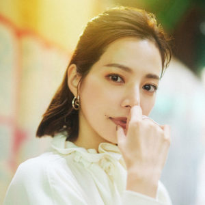 【桜井ユキ:インタビュー】12/22(水)に1st写真集をリリース。故郷の福岡・大分での撮影は、自身の過去を旅するような仕上がりに。“大人の色っぽ美”に溢れた桜井ユキの今を切り取った珠玉の一冊。