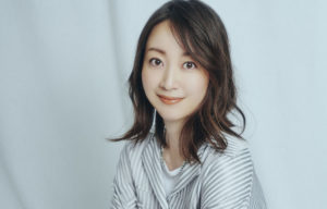 【黒川智花:インタビュー】初CA役で話題急騰の夏ドラマ「NICE FLIGHT!」が7/22に放送スタート。○○フェチ、飼いたいペットなど、プライベートは見た目とのギャップの連続です!