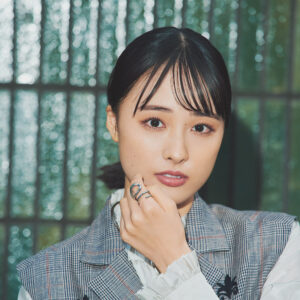 【大友花恋:インタビュー】コロナ禍を描いた群像劇、映画『散歩時間〜その日を待ちながら〜』でヒロイン役を好演。さらに読書家・大友花恋が今読んでほしい小説3選も紹介!