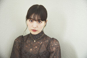 【鶴嶋乃愛:インタビュー】 1/5スタートのドラマ『あなたは私におとされたい』で連ドラ初主演! 男たちを翻弄する“ゼッタイに不倫させる女”の熱演で新たな境地へ。