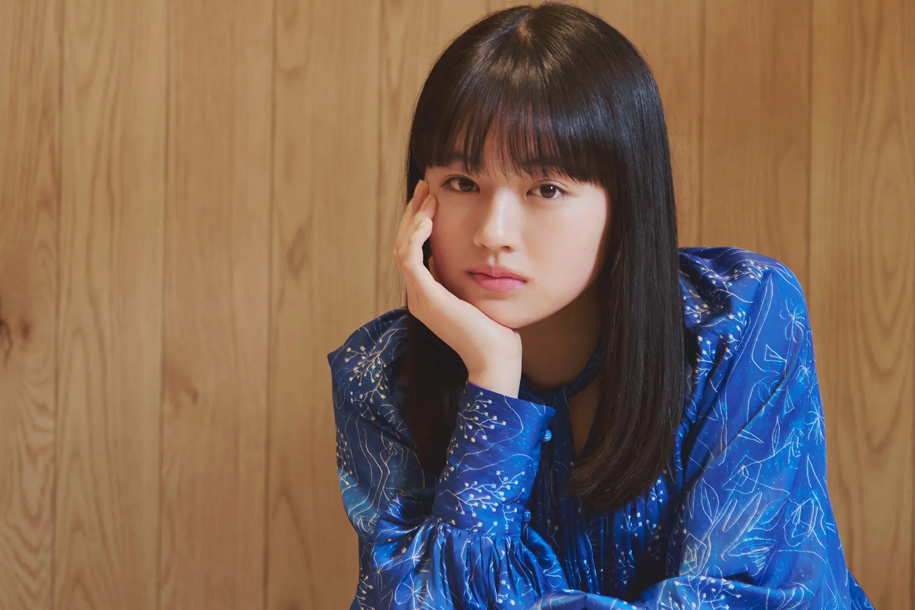 【上坂樹里：インタビュー】NHKドラマ『生理のおじさんとその娘』でヒロインに抜擢された黒髪美少女は、湯船と読書をこよなく愛するセブンティーンモデルです！