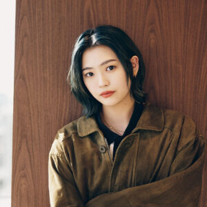 【三阪 咲:インタビュー】レトロポップな新曲「tamerai」を提げ、3/31にEX THEATERROPPONGIでワンマン・ライブを開催。音楽活動10年でたどり着いた20歳の境地を存分に披露!