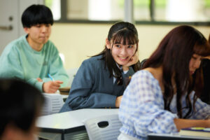 【池田朱那】豹変した「比奈」役の怪演で脚光を浴びる女優・池田朱那。ドラマ「東京タワー」の後半戦をカオス化させる存在として注目!