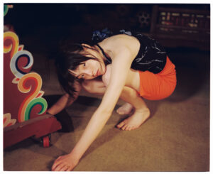 【モトーラ世理奈】活動10周年を記念して、写真集『せりなが。』を2025年1月に発売！ 写真家・松岡一哲氏がオール韓国ロケで撮り下ろし。