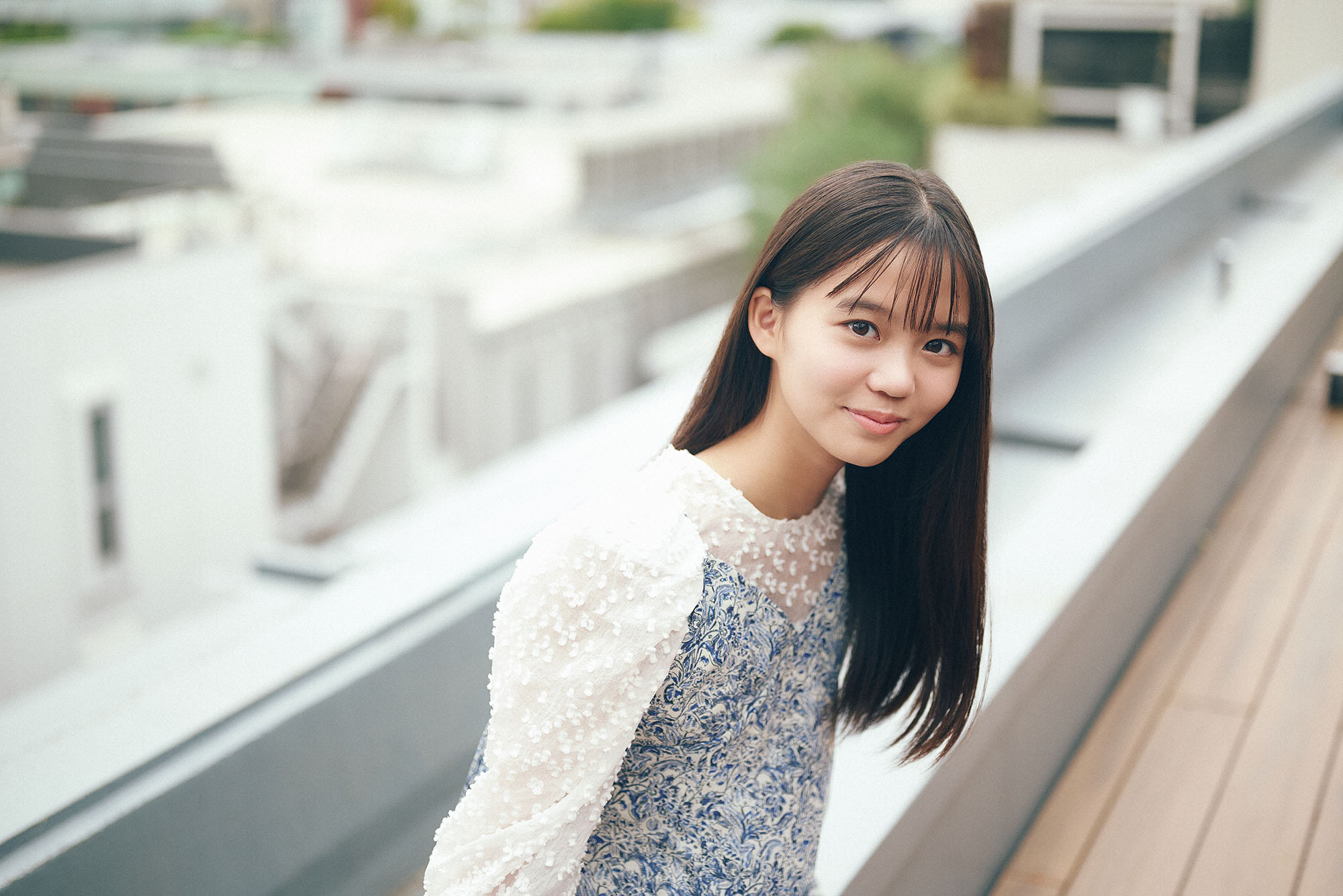 【大島美優：インタビュー】朝ドラ「おむすび」に出演する14歳。理想は、演じた役がいつまでも人々の心に残ること、と話す知的な彼女こそ、ネクストブレイクガールです！
