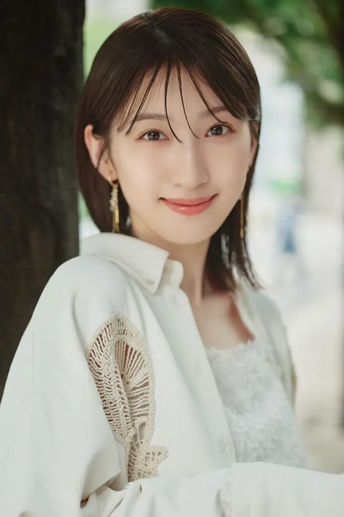 日比美思：インタビュー】1st写真集「朝食ってビュッフェですか