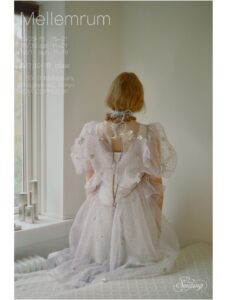 【個展】スタイリスト・岩津由依氏による個展&ポップアップショップ「Mellemrum」が、11/29(金)〜12/1(日)の3日間、東京・下高井戸にて開催。