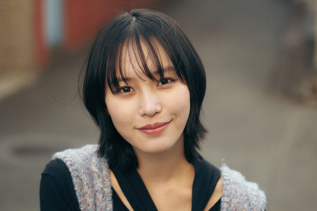 【南沙良：インタビュー】大河ドラマ「光る君へ」に出演の南沙良が、ABEMA・Netflix配信ドラマ「わかっていても the shapes of love」、DMMTVオリジナルドラマ「外道の歌」へ出演。異なる３役すべてで魅せる繊細かつ大胆な演技こそ、今求め続けられている証拠です。