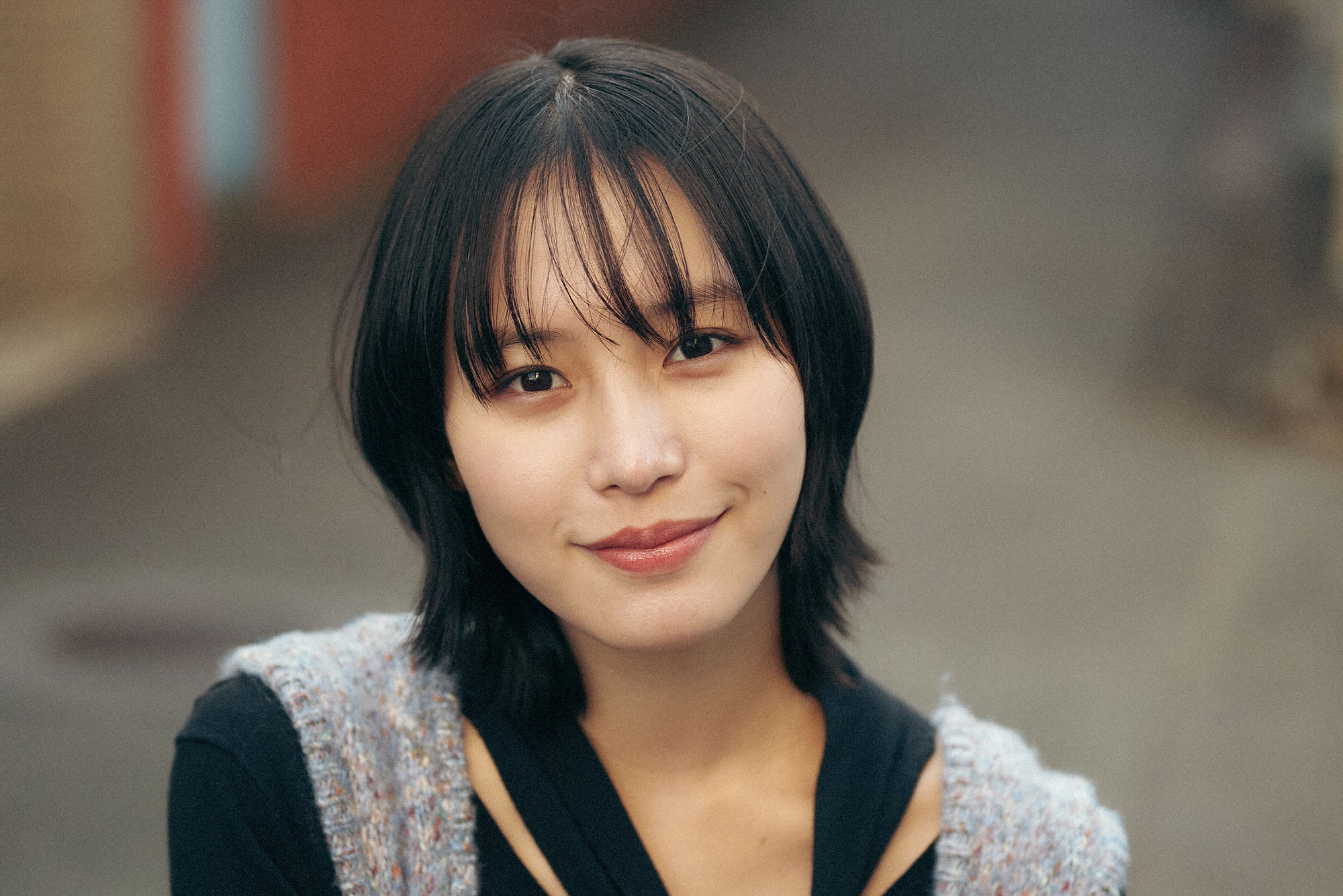 君はキラリ _ 南沙良：インタビュー】大河ドラマ「光る君へ」に出演の南沙良が、ABEMA・Netflix配信ドラマ「わかっていても the shapes of  love」、DMMTVオリジナルドラマ「外道の歌」へ出演。異なる３役すべてで魅せる繊細かつ大胆な演技こそ、今求め続けられている証拠です ...