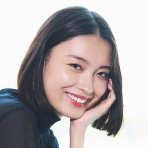 【茅島みずき:インタビュー】サイコホラー漫画「エリカ」のドラマ化で主演を務める茅島みずき。狂気を纏った女子高生ストーカー役で、本格アクションにも初挑戦。捲りめく展開は、視聴者を釘付けにすること間違いありません!