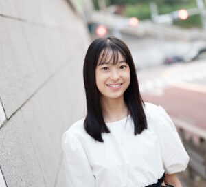 【今野百々菜:インタビュー】月9ドラマ「明日はもっと、いい日になる」で女優デビューを飾った今野百々菜・14歳。難役の車椅子少女・「橘菫玲」役を演じ切った存在感は本物です!<本日9/1放送です>