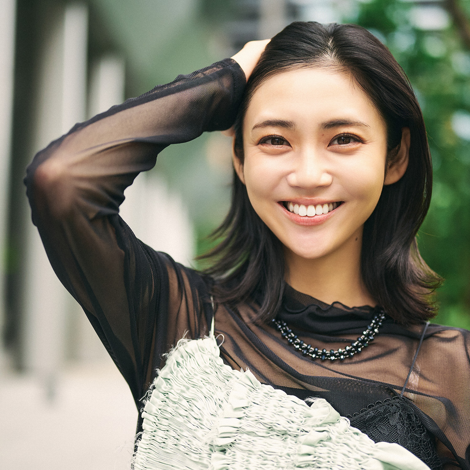 【山谷花純：インタビュー】29歳、これまでの自分を詰め込んだ写真集『遠距離、現在此。』を発売。俳優デビュー作のロケ地・小豆島で撮り下ろした写真集は、彼女のすべてを載せた“トリセツ本”です！