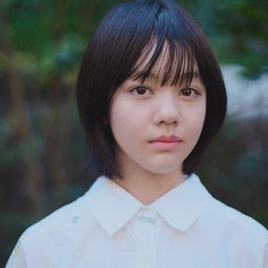 【小八重葵美:インタビュー】二階堂ふみとW主演に抜擢された映画『わたしの知らない子どもたち』が10月16日(金)に公開。生まれ持った純粋な芝居欲を胸に、戦争孤児のリアルを圧巻の演技で体現した逸材!